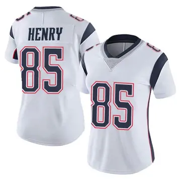 Nike Hunter Henry Women's Limited New England Patriots White Vapor Untouchable Jersey